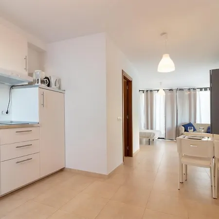 Flatguest Cotillomar B04 * Cotillo